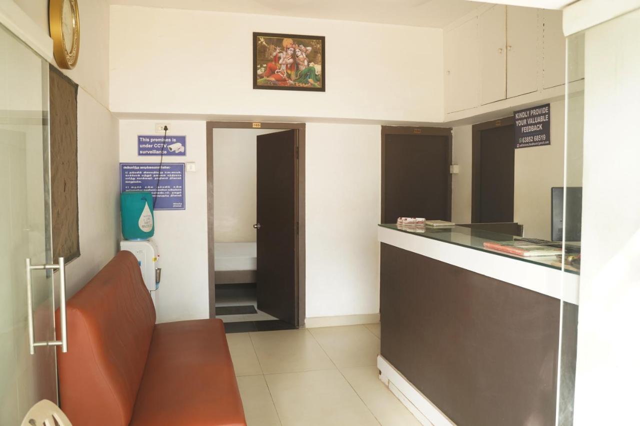 Sowmya Lodge Tiruchirappalli Exterior photo